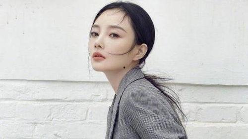 娱乐明星吃瓜双人,娱乐界的瓜田奇遇记